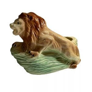Vintage RRPCo Lion Planter Roseville Ohio Early Mid Century Jungle Pride Rock